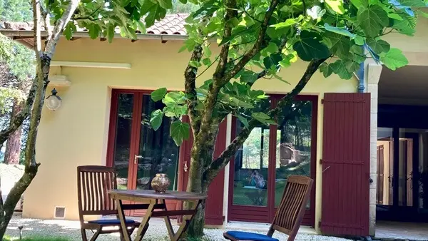 CHO_Les eaux vives_Manaurie_Terrasse de la source_octobre 2024©Furling Sabine