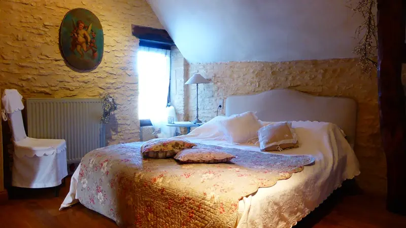 CHANTEPIERRE chambre 2 redim