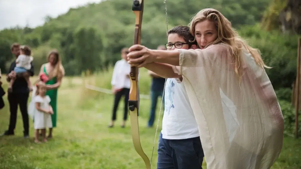 Chateau-activites-enfants-Dordogne-tir-a-larc-Chateau-de-Commarque-CA-096-@ERphotos