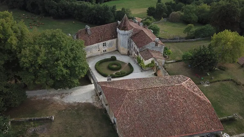 Château d'Aucors vue aérienne