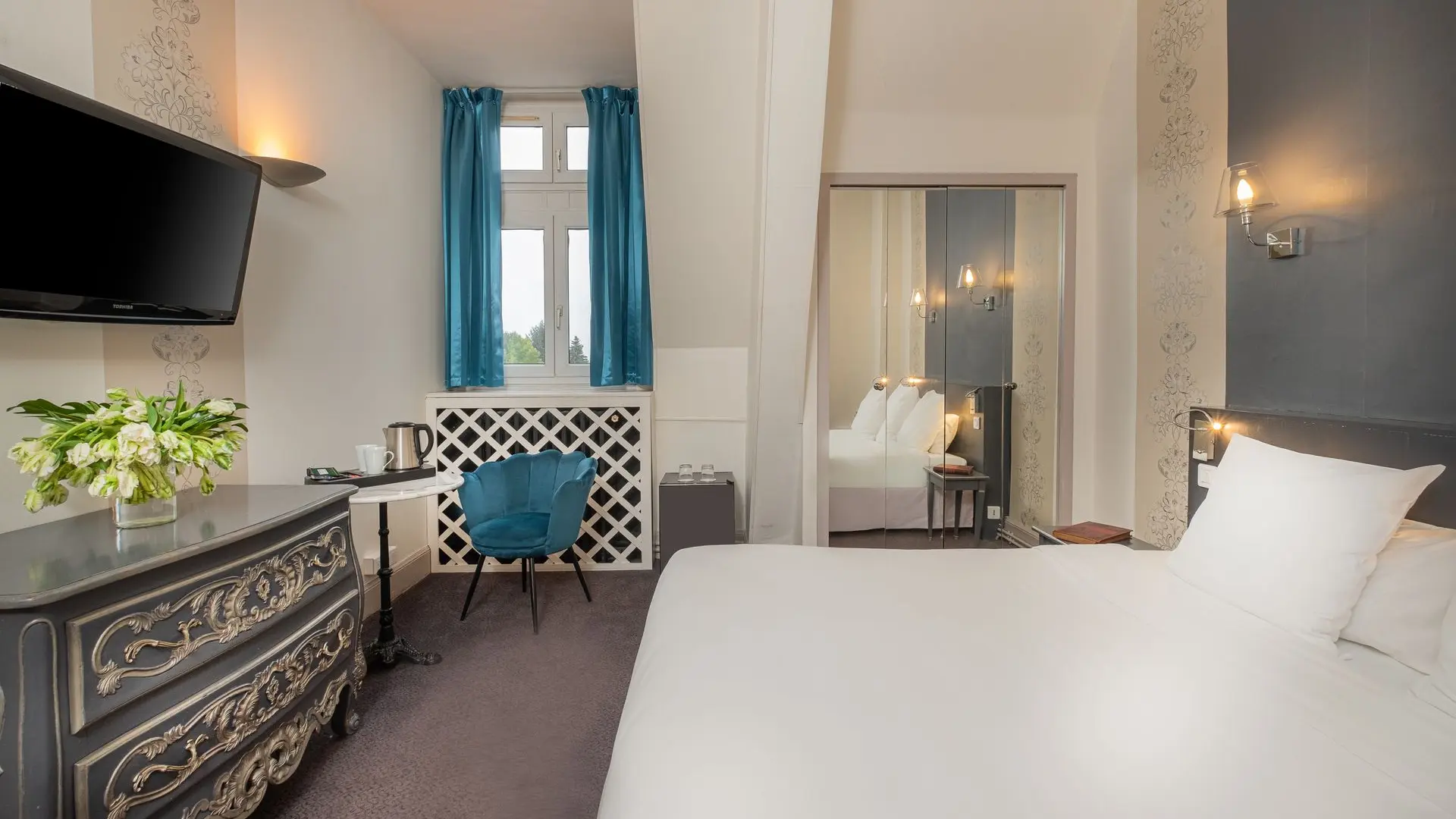 Château des Reynats HD