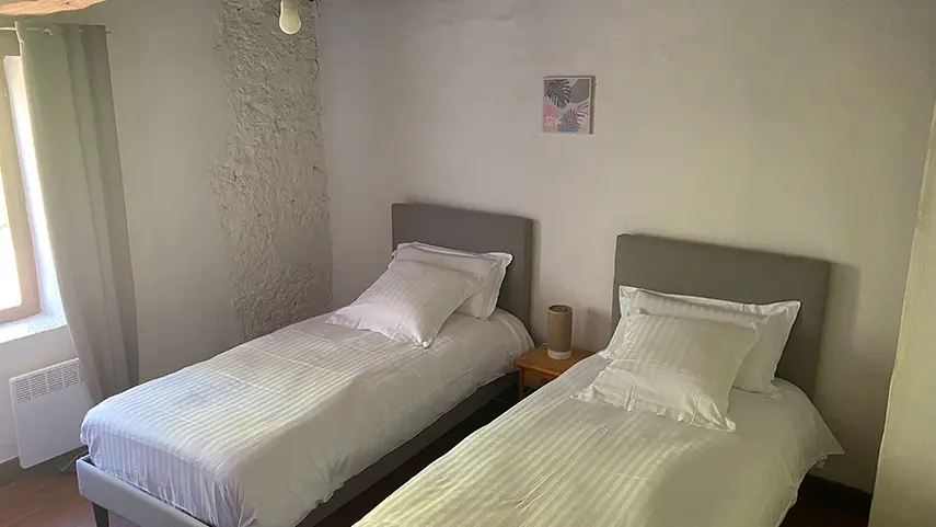 LENGLET La Roche Chabrelle Chez Julie SAINT JUST