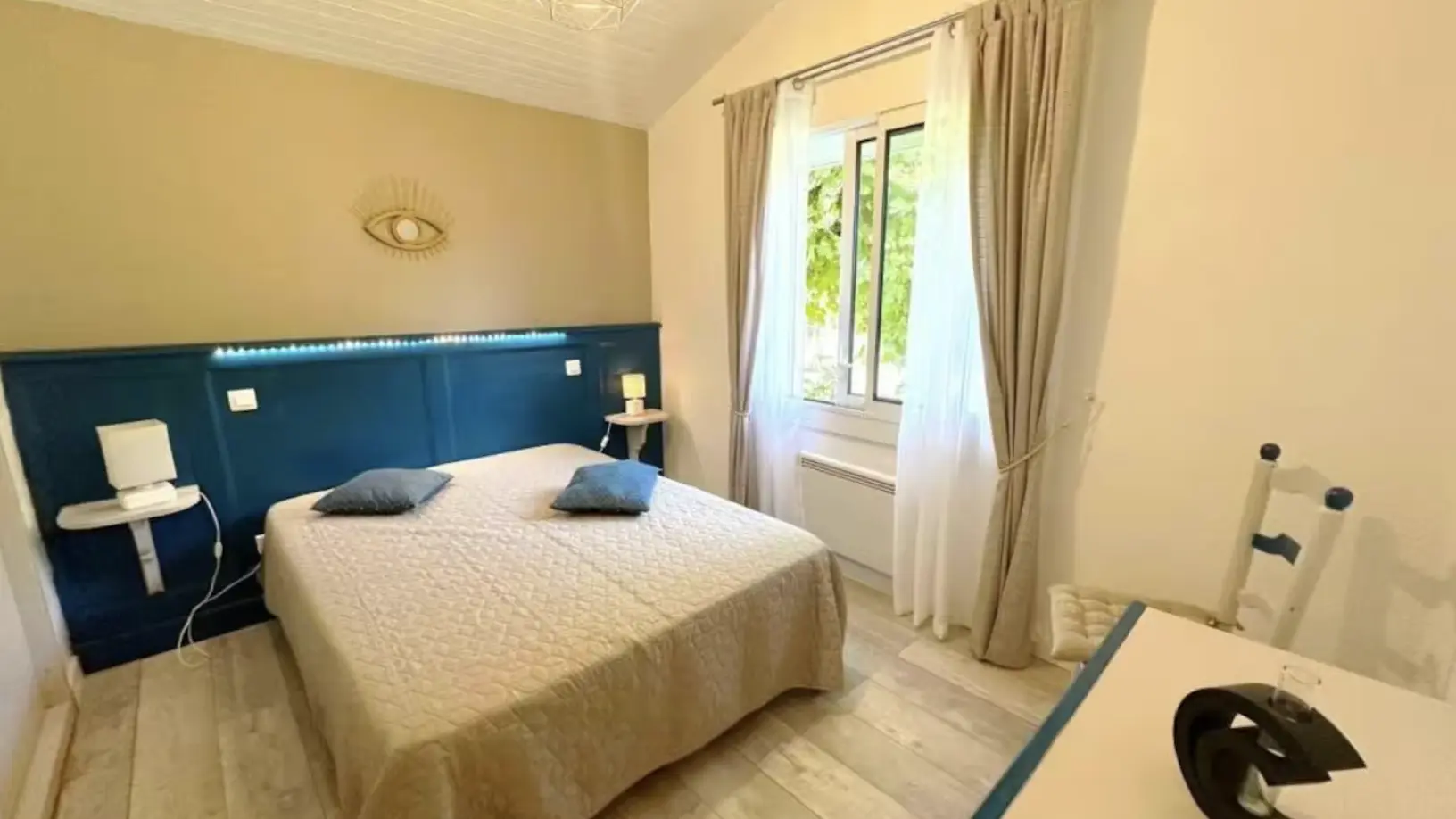 Chambre 2 L'étape - St Germain - St geours Auribat
