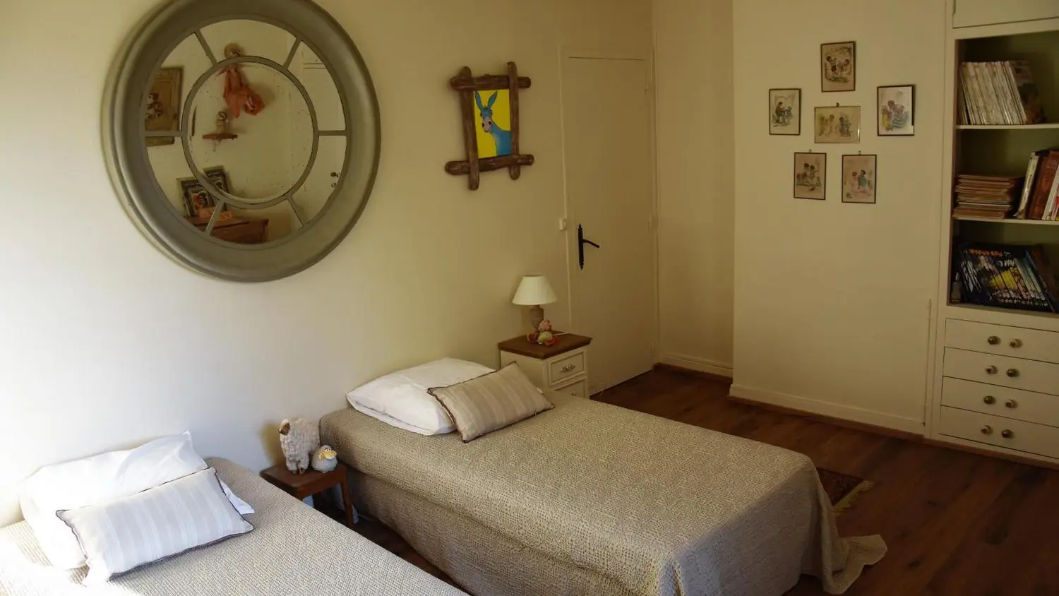 Chambre 4  les 2 brigards