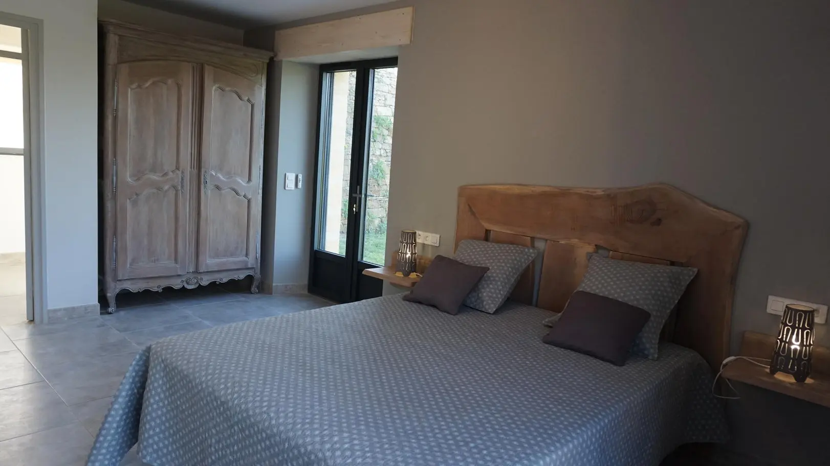 Chambre-bas