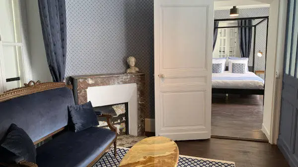 Chambre-bleue-foto-2-salon