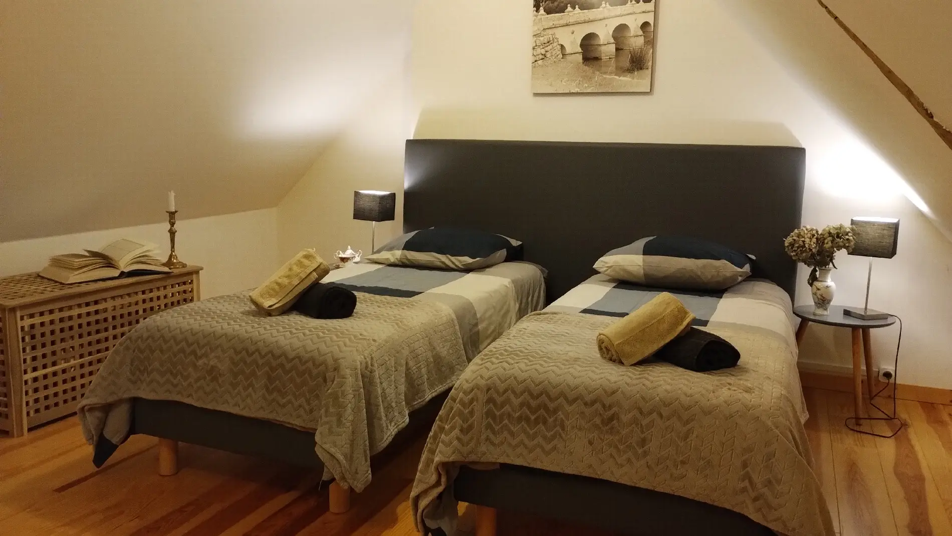 Chambre haut 2 lits séparés