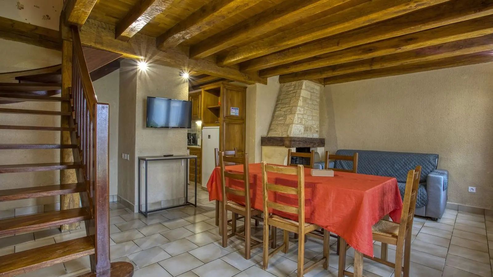 Corine1_sejour-salon - Village de gîtes Combas