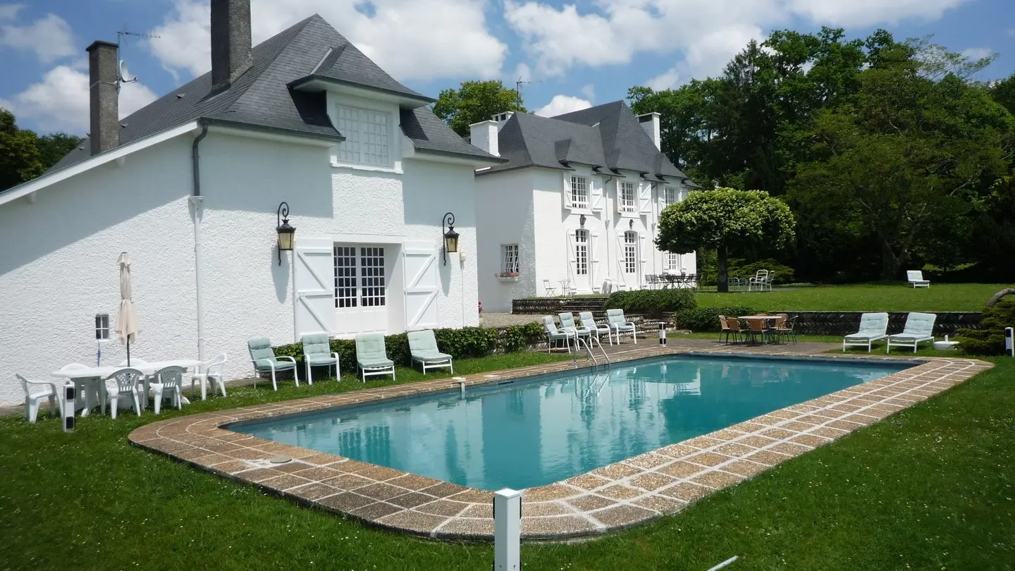 Chambre Clos Mirabel manoir - Jurançon -  Piscine