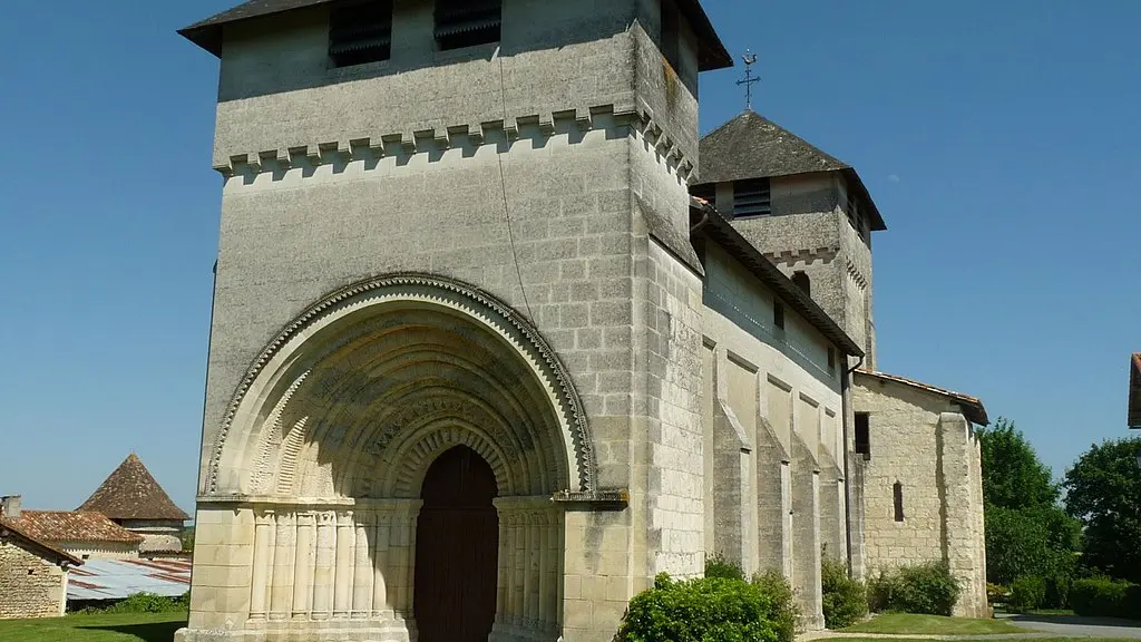 Église Saint-Pierre Es-Liens de Cumond