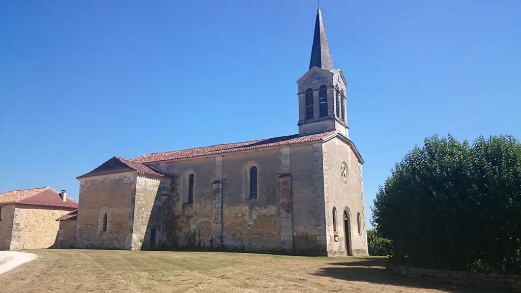 Beauregard et Bassac église