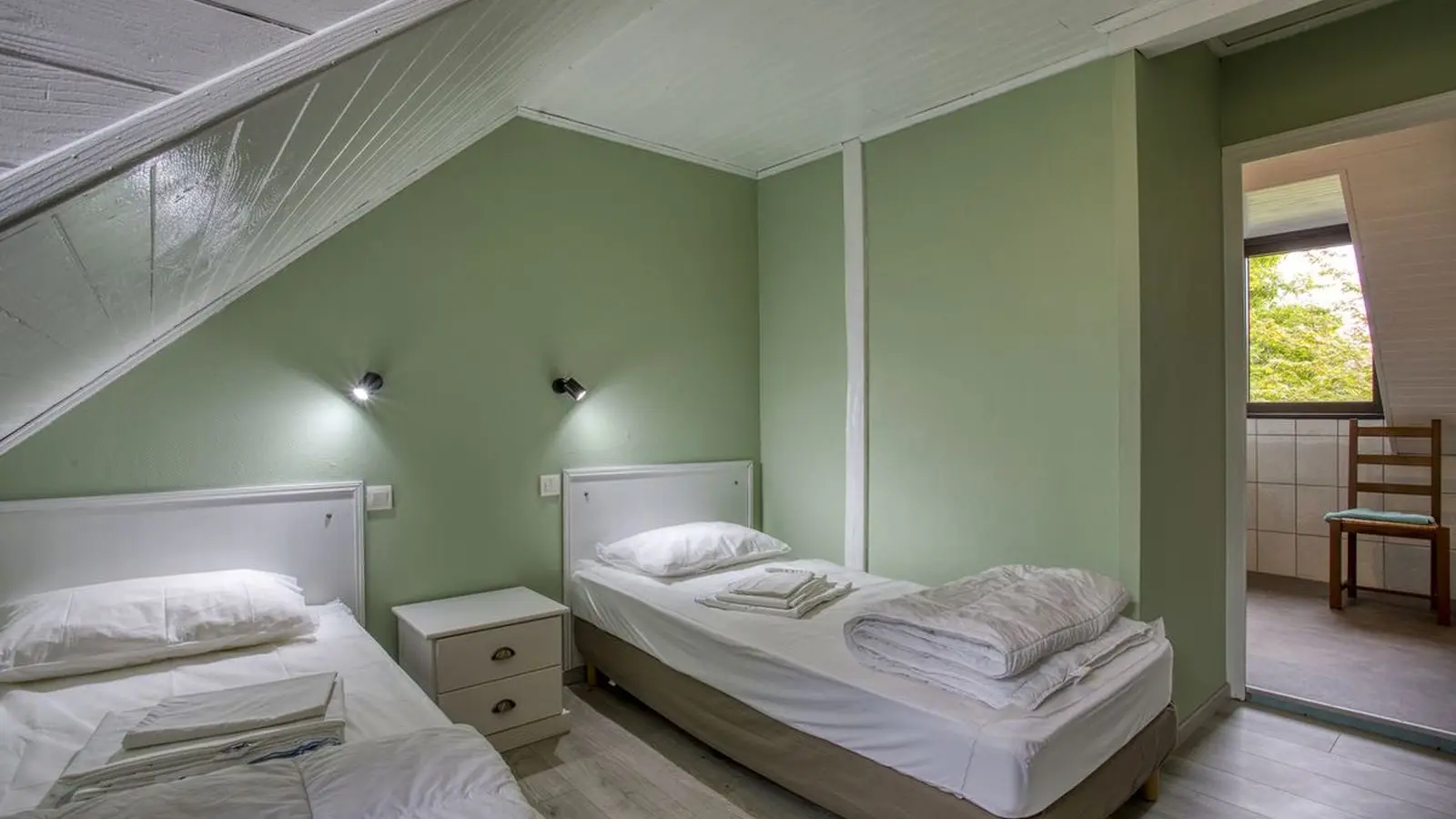 Delphine9_chambre2 - combas village de gîtes