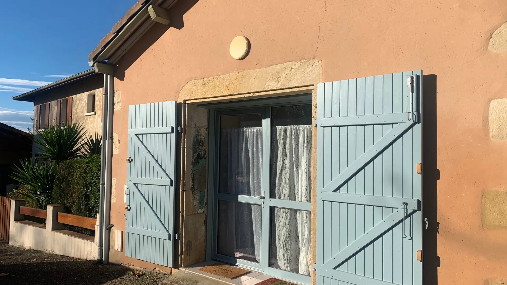 Devanture Le Petit Charron ©OTC