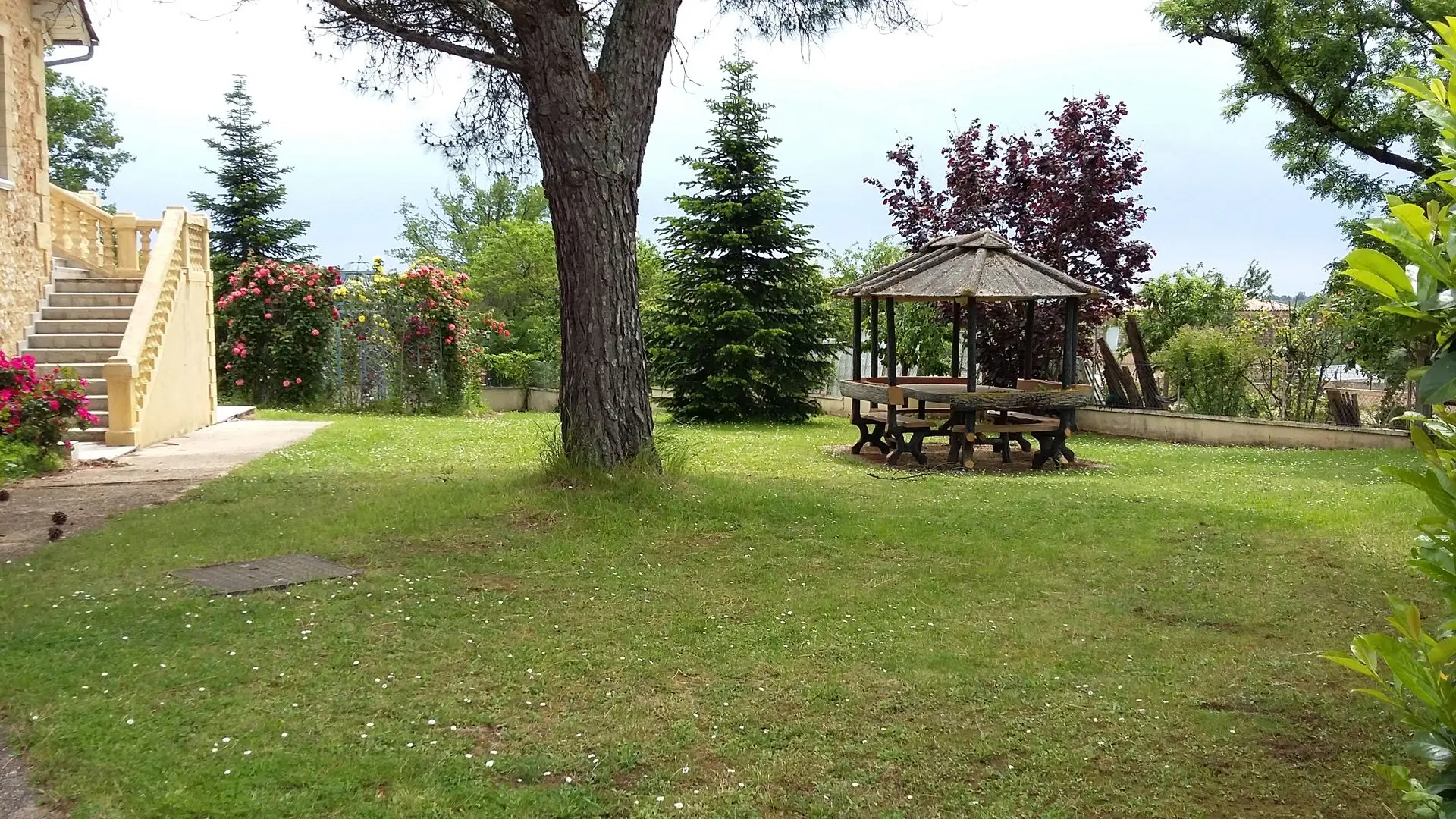 Domaine de Landrevie - Gîte Les Bleuets (10)