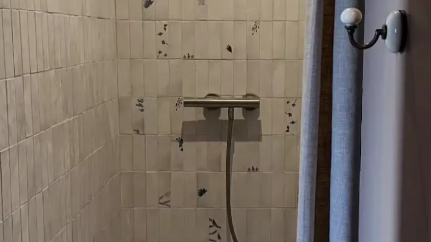 Douche Maison Mirabelle Gamarde