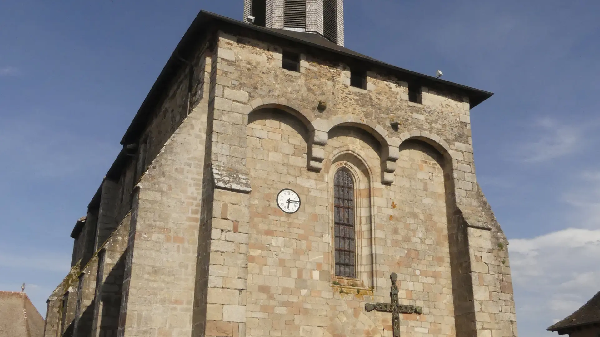 Eglise Saint-Germain-les-Belles (crédits Théa)