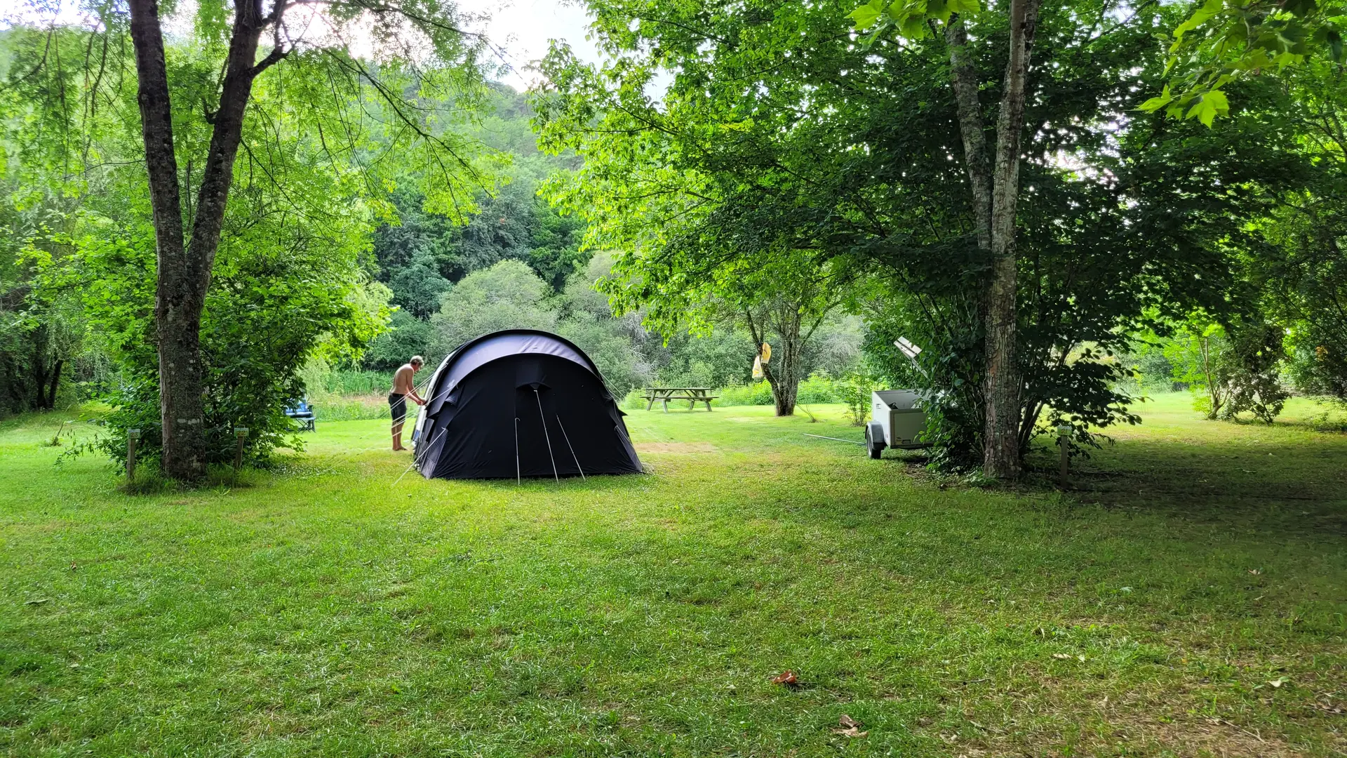 Emplacements nus (16)