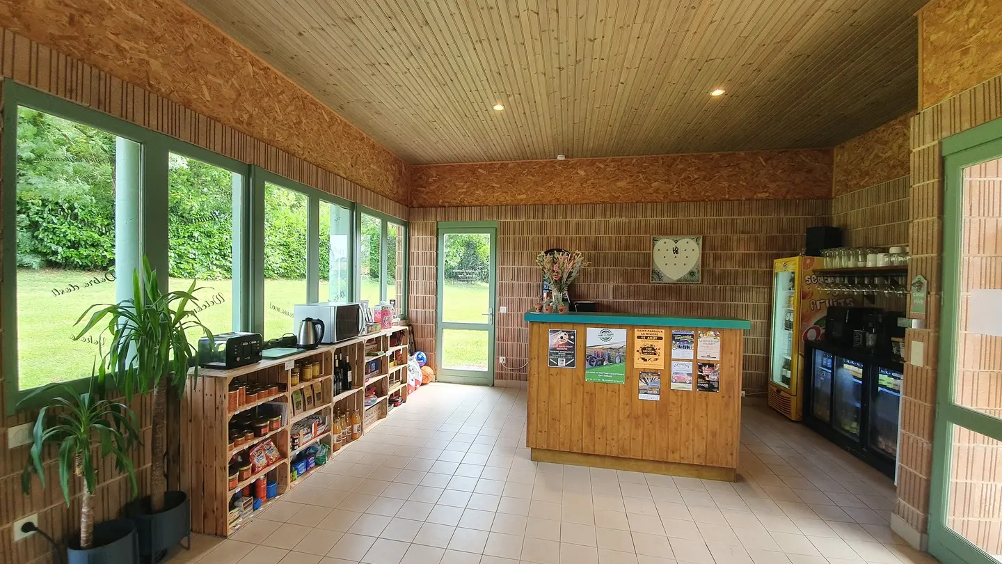 Friendly Camping and Lodges