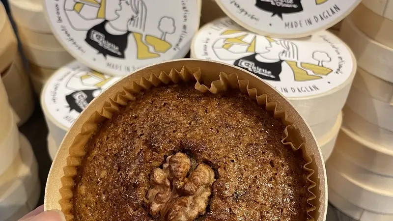 GALETTE ET PORCELAINE fondant aux noix