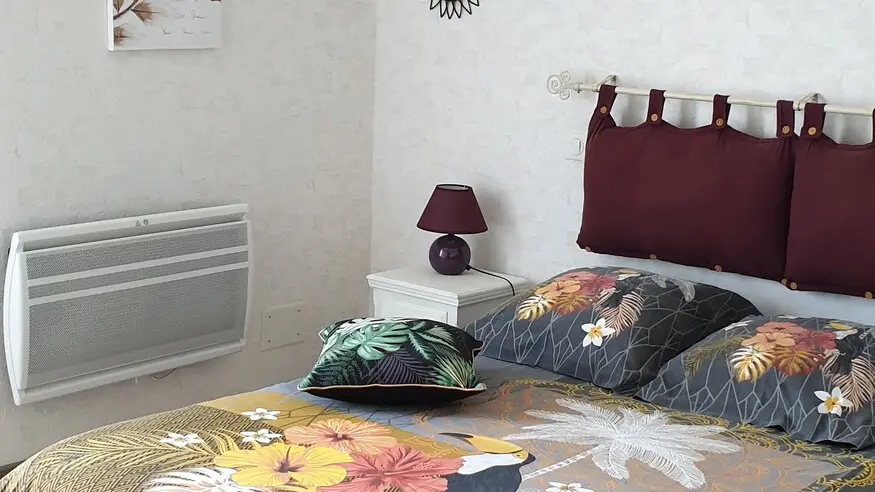 GITE HUGO CHAMBRE EXOTIQUE 2