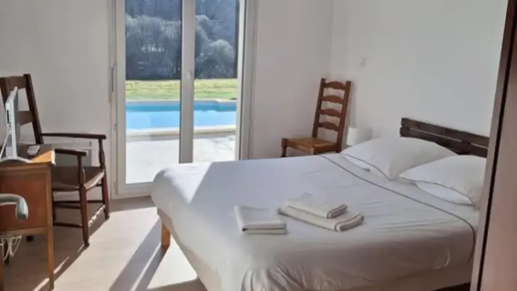 Gîte Darpeix - Chambre 1 Sirtaqui