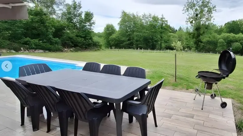 Gîte Darpeix - Salon de jardin 2 - Sirtaqui