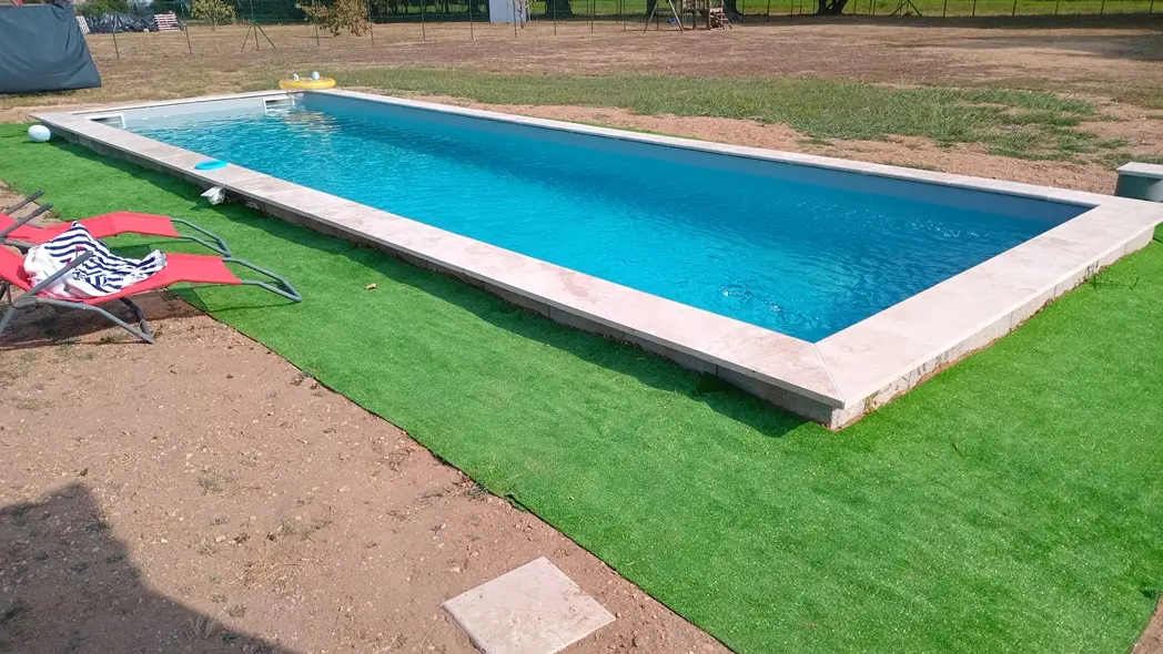 Gîte-Lothet-Ménesplet-piscinea-vallee-isle-perigord