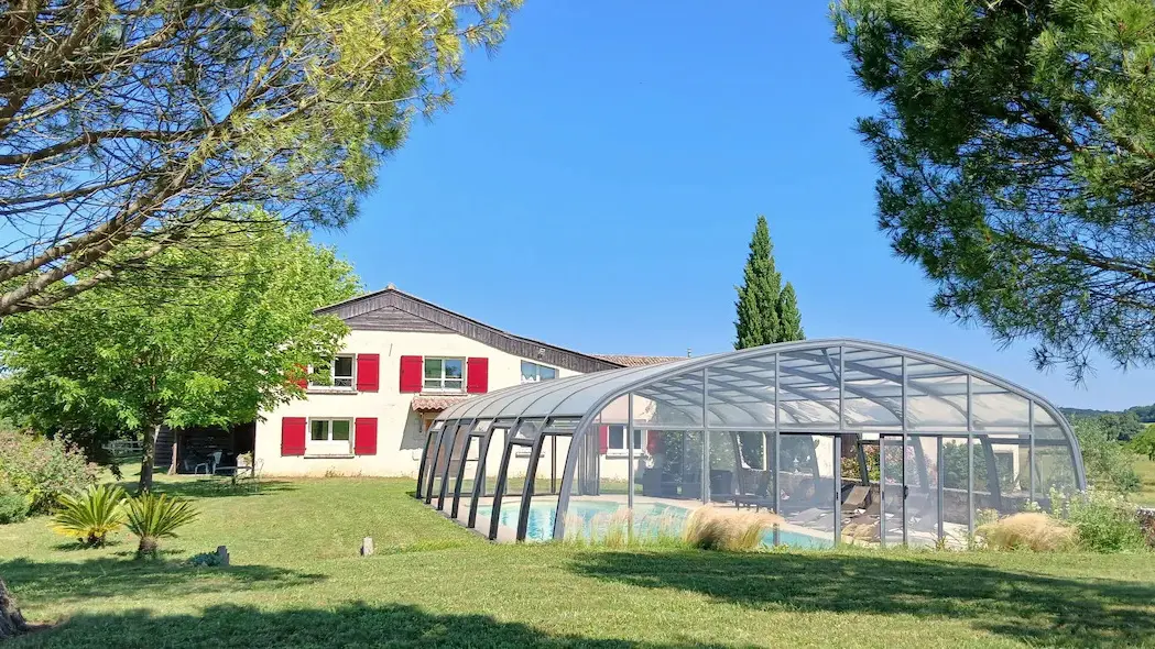 Gîte des Martys piscine 2