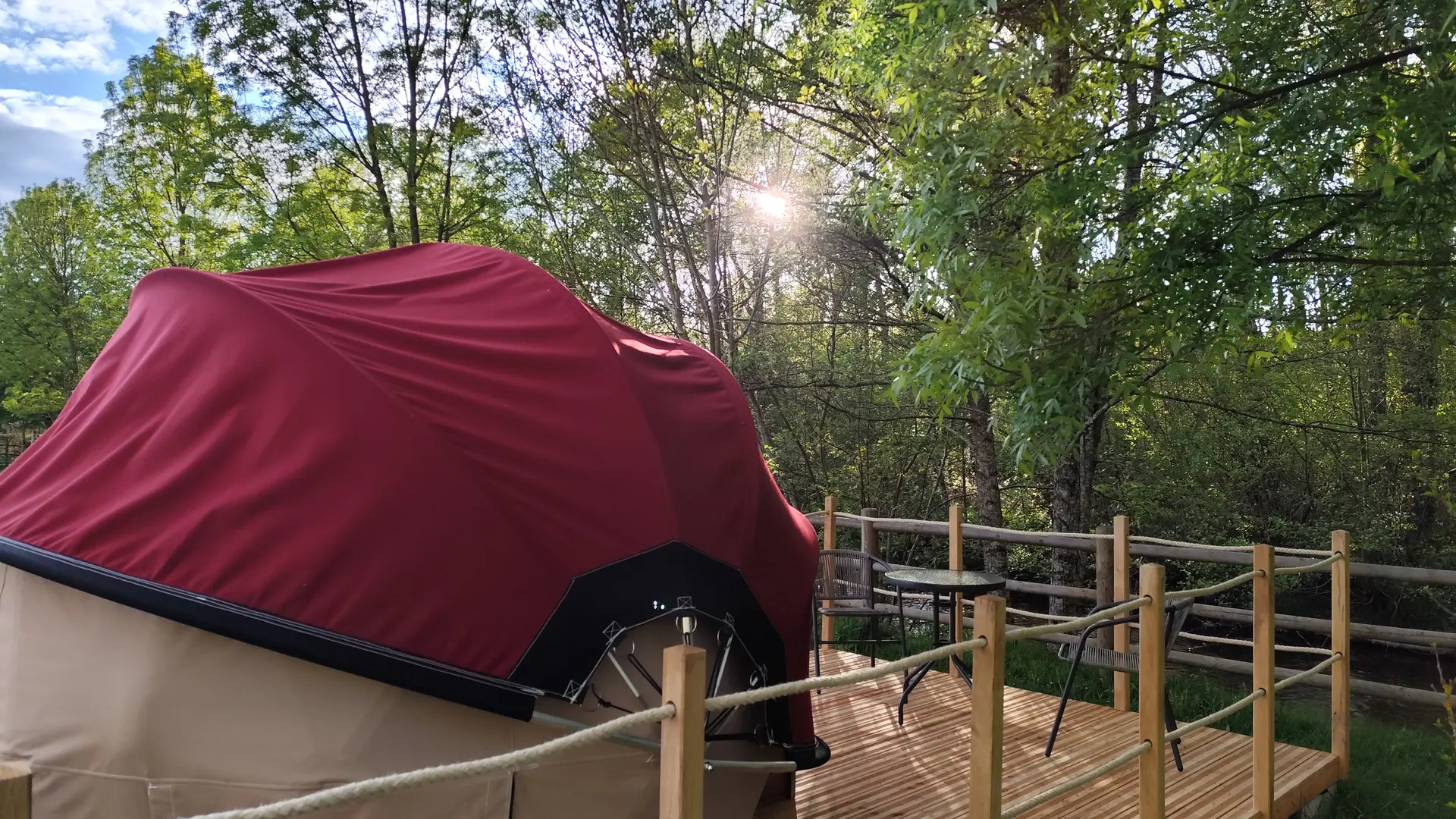 Friendly Camping and Lodges