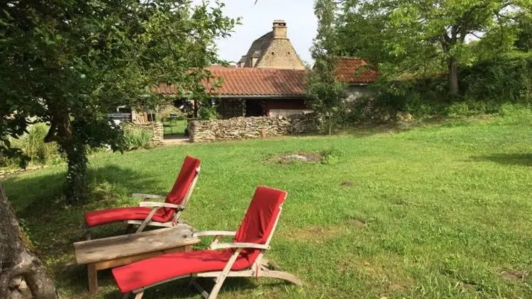 HLO-Les Eyzies-La Maison de César-jardin©C. Lacombe