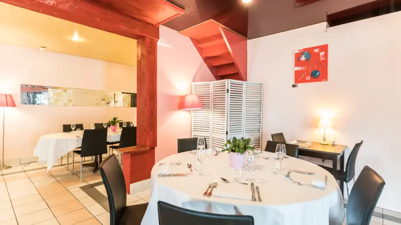 L-Auberge-de-Pont-Bernet10