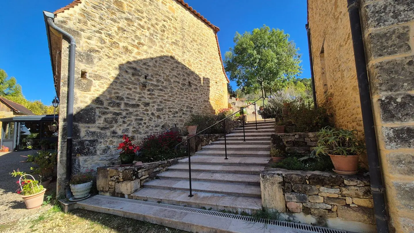 LA GRANDE PETRARIA a Sarlat (54)