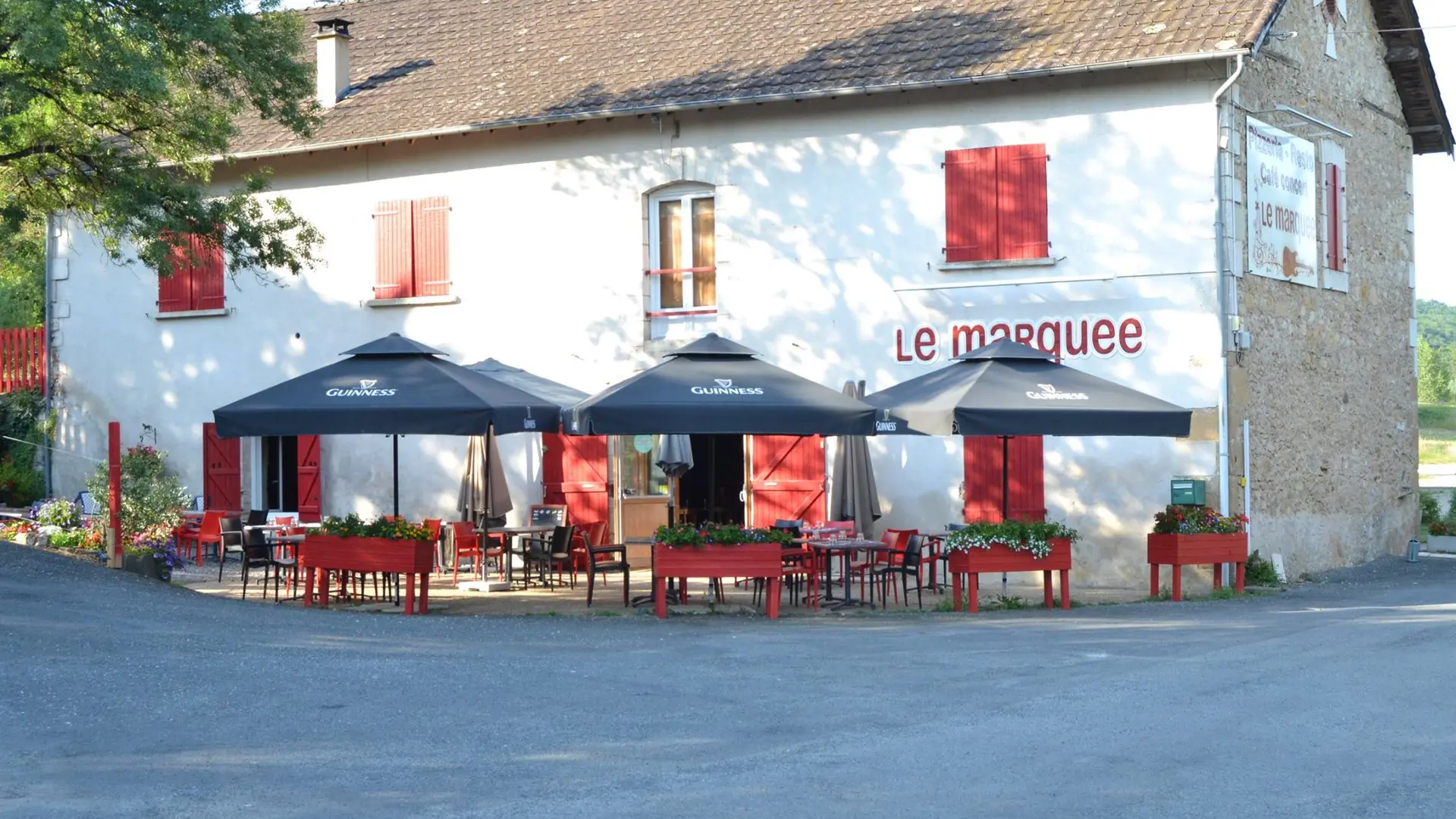 LE MARQUEE