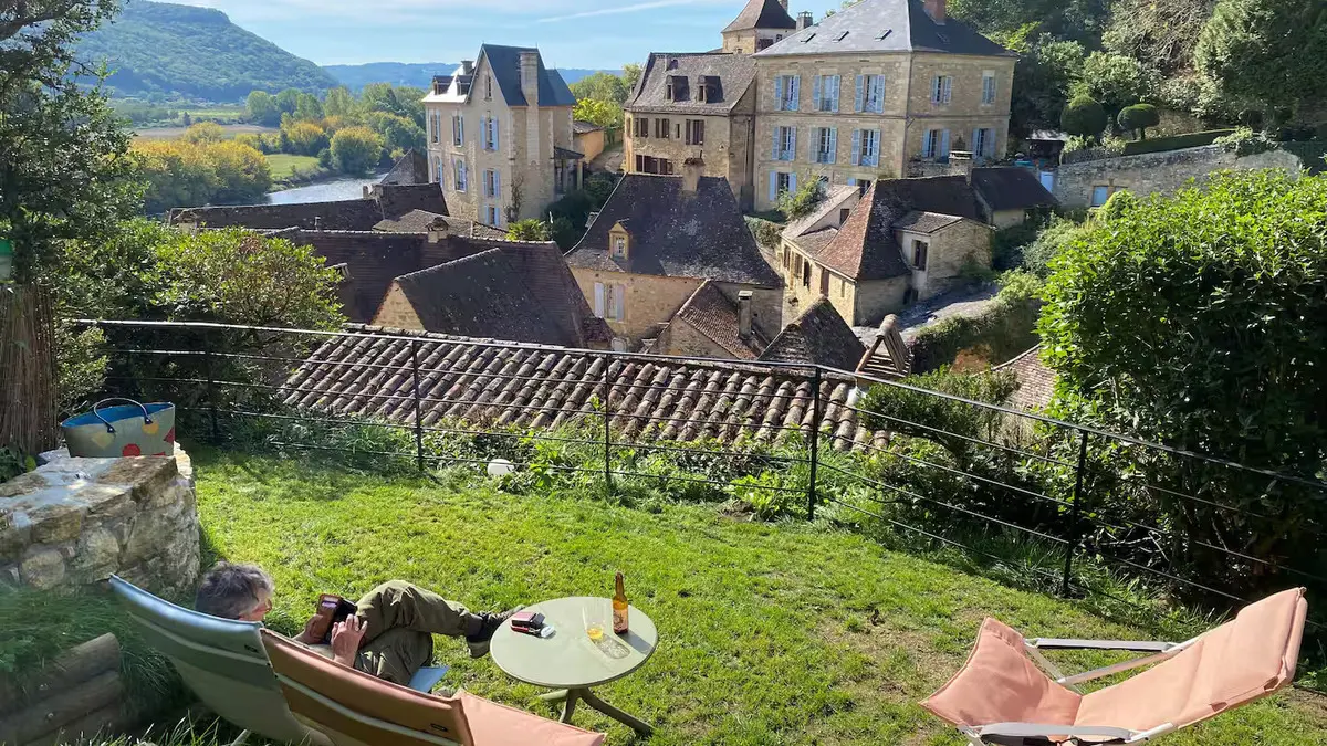 LOU PANIERAIRE A BEYNAC