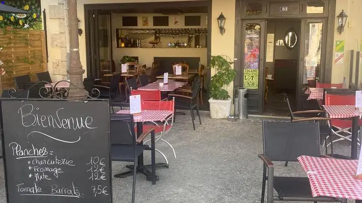 La table de rouge