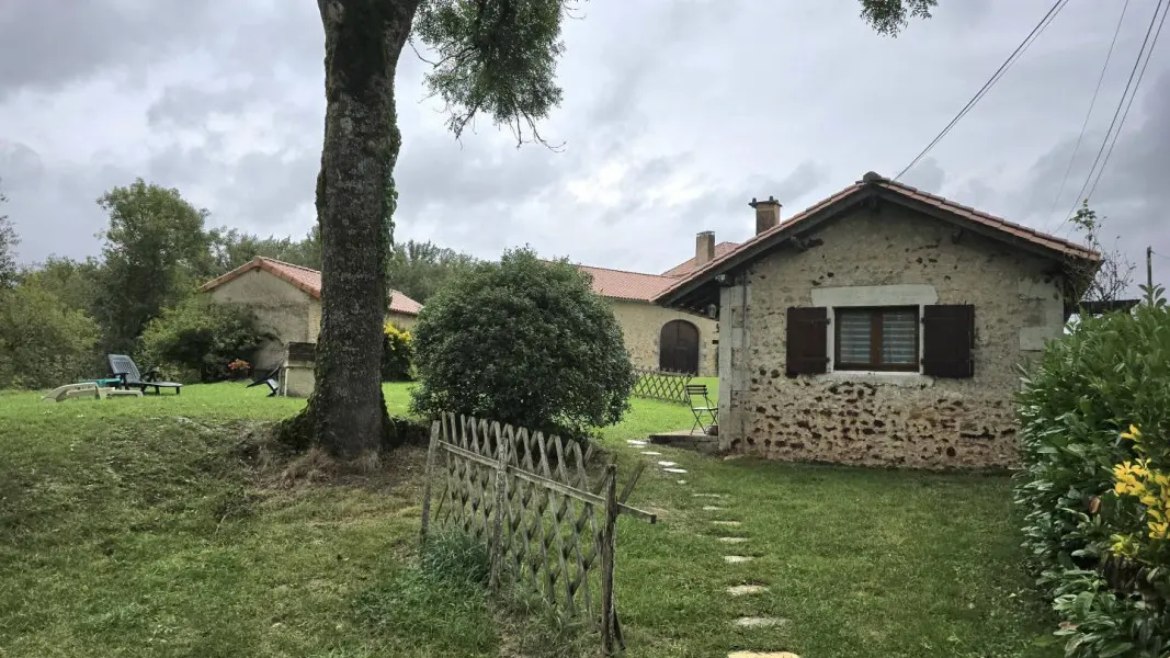 Larqué - Vanxains (Le Poulailler) (1)