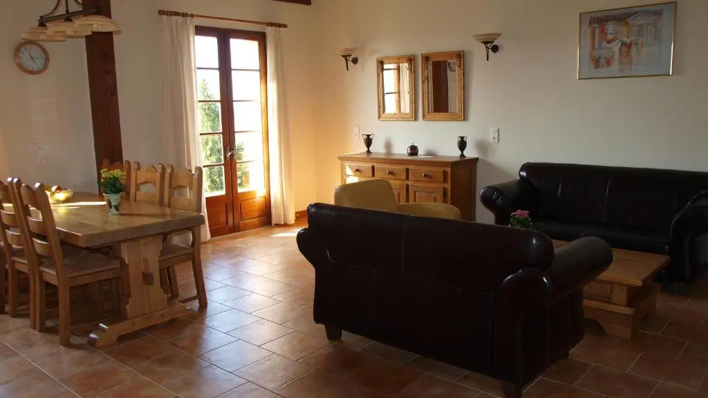 Le Chêne Le Salon
