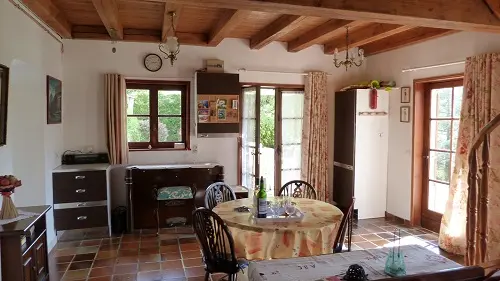 Le Noyer Borrèze, coin salle à manger redim
