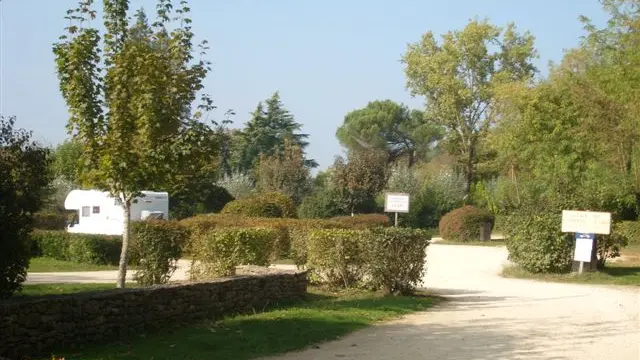 Les Eyzies - Aire de camping-cars