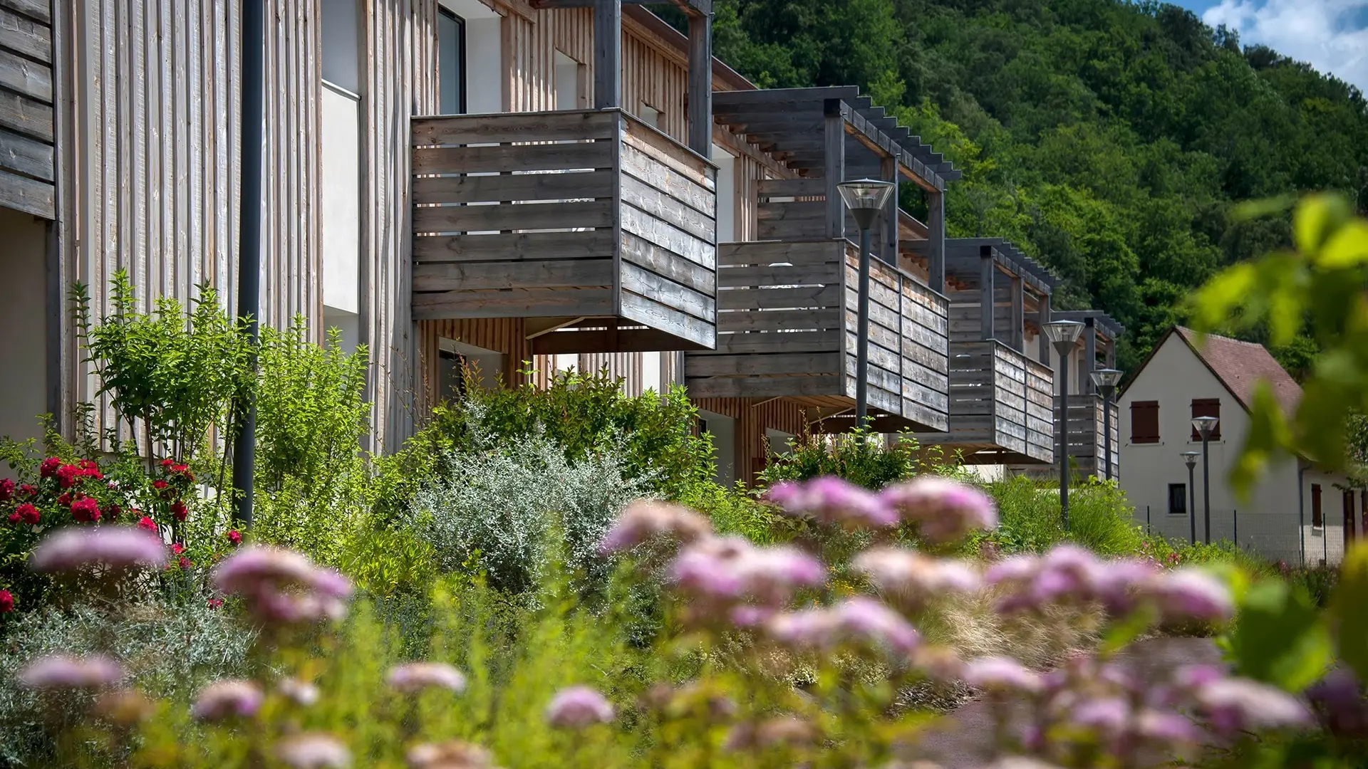 Les Eyzies-de-Tayac-Le Clos du Rocher-Extérieur2
