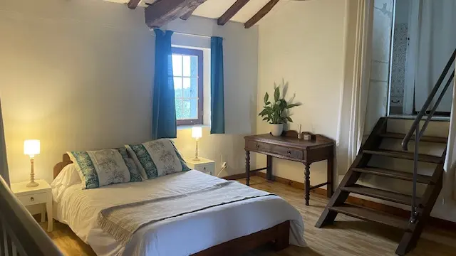 Lit double mezzanine Pigeonnier Rau appt 10 ©OTC