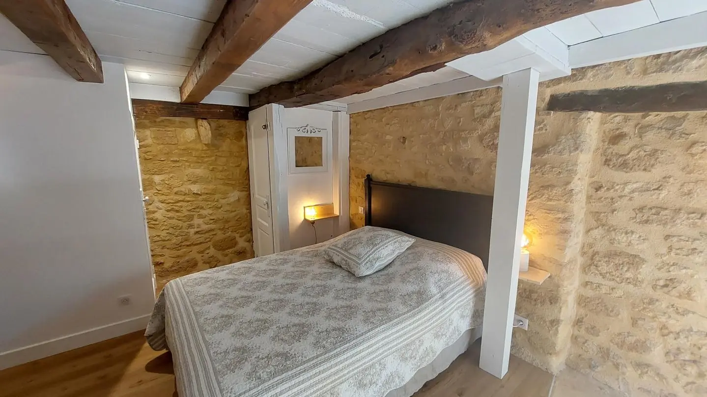 MAISON AUX PIERRES DOREES (10)