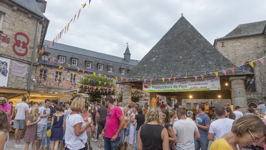 Marche-de-Pays-Meymac-4