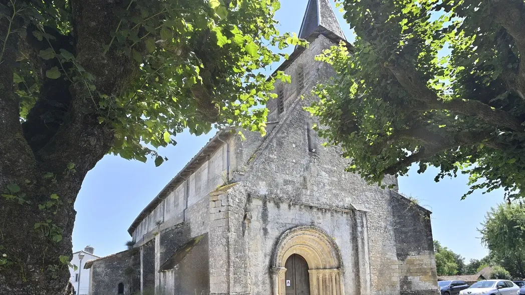 Ménestérol église D. Nidos 2