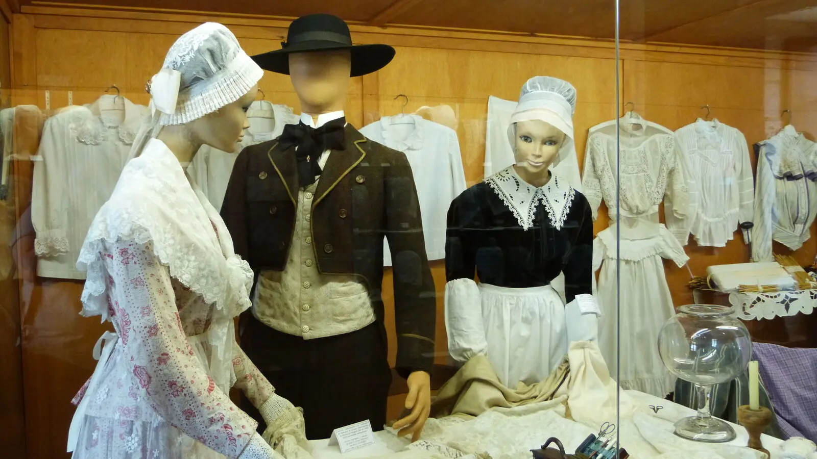 Musée du Costume et de l'artisanat du 19ème