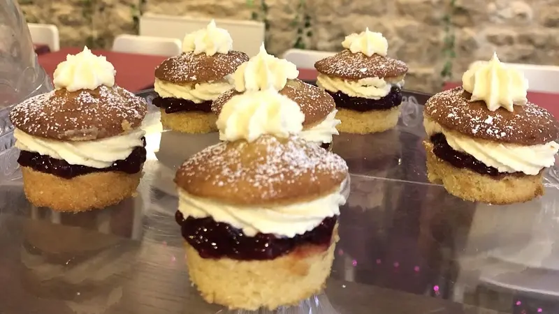 No 29-cakes