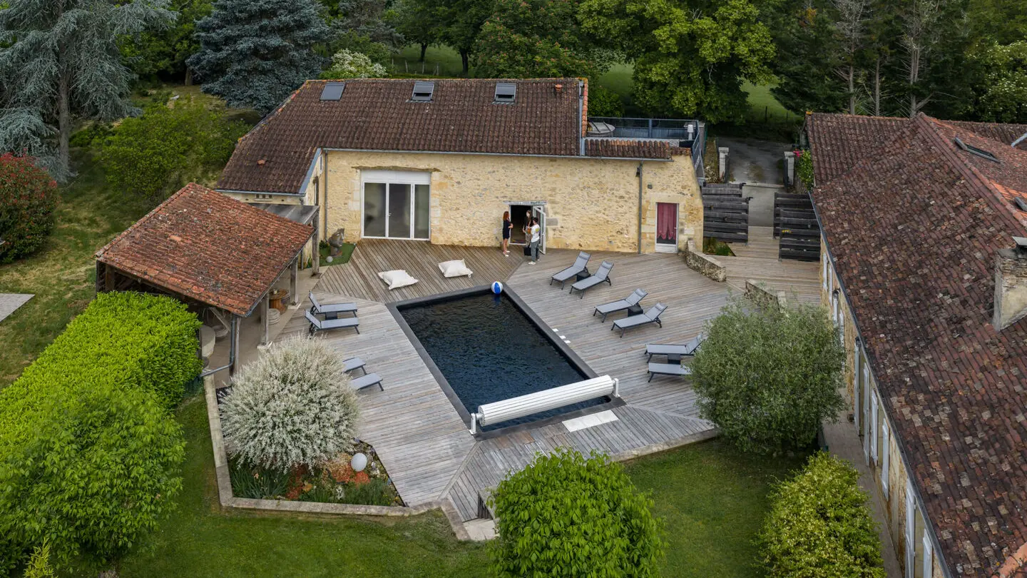 Ô-Délices-de-la-Monnerie-Issac-chambre-vallée-isle