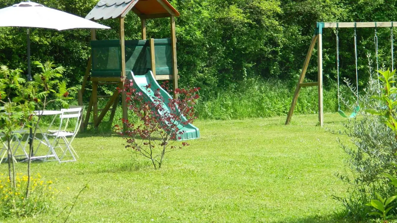 OSTAL POMBONNE 8
