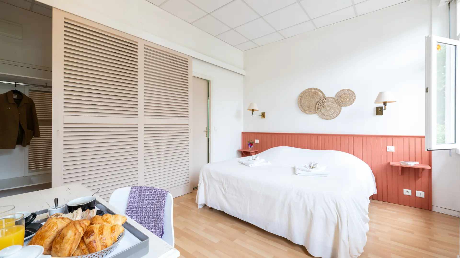 Lit double studio Résidence les Sources avec pdj