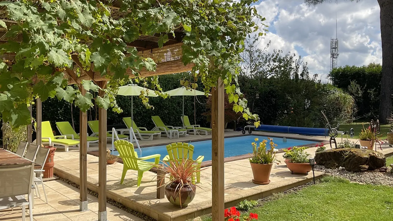 Pergola-piscine-3-maison-Hubert-Faure